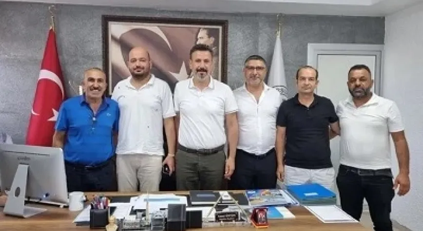 11'İNCİ GRUP MESLEK ÜYELERİNDEN BAŞKAN ÜSTÜN'E ZİYARET