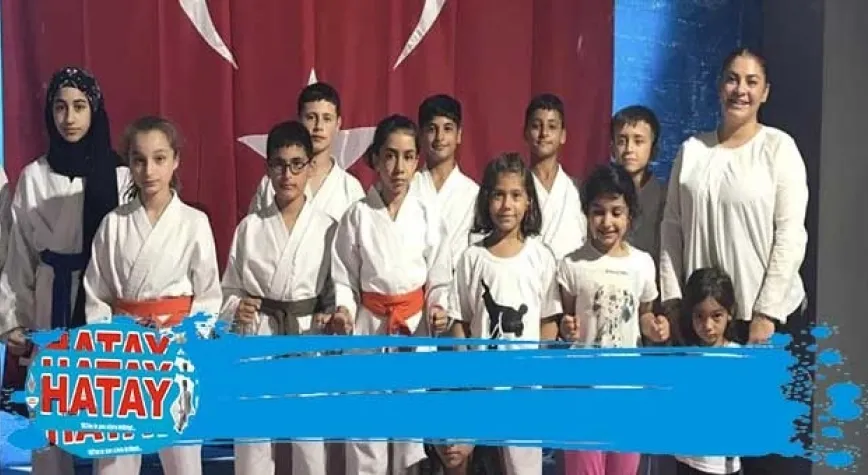  17 MADALYAYLA DÖNDÜLER