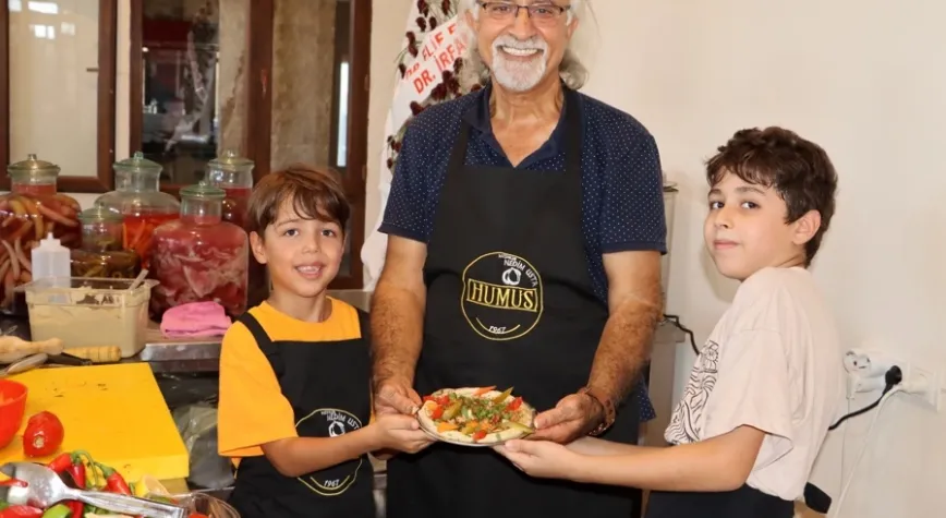 4 Kuşak Humusçular Gastronomi Çarşısında
