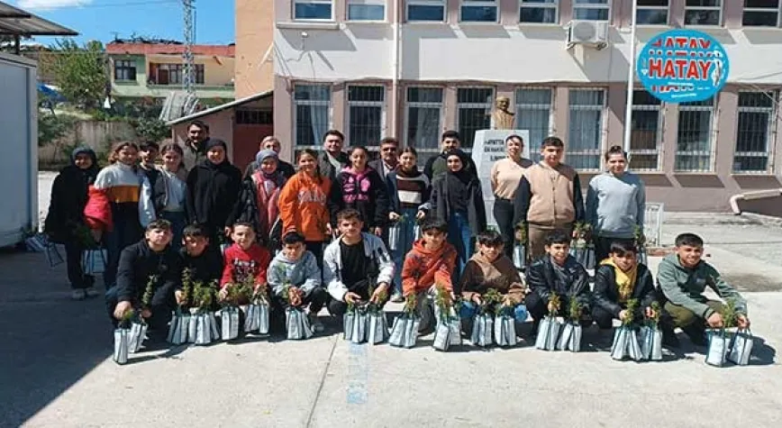 6 İLÇEDE TOPLAM 10 BİN FİDAN DAĞITILDI