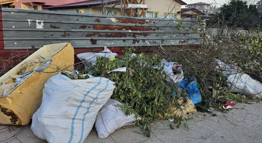 AÇKD Başkanı Karasu’dan Çöp Tepkisi
