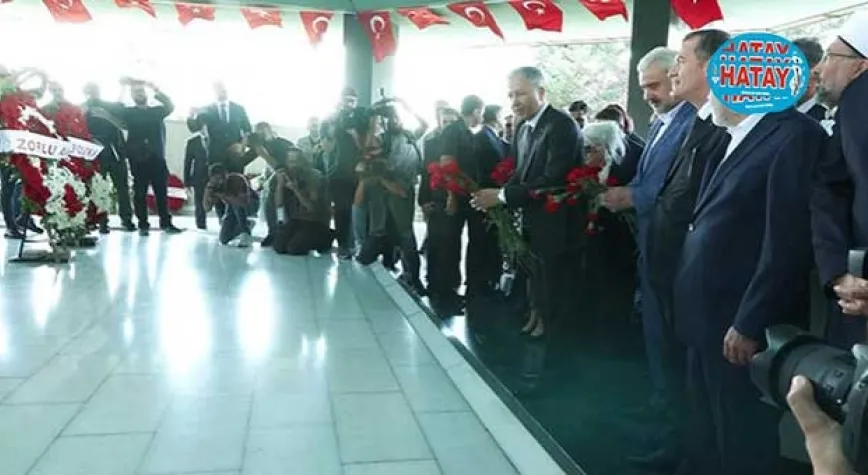 Adnan Menderes mezarı başında anıldı