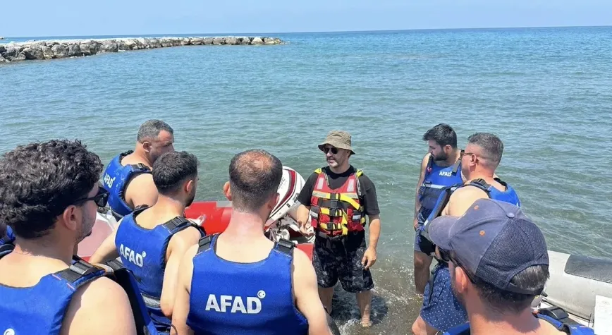 AFAD Hatay’dan Su Üstü Arama Kurtarma Eğitimi