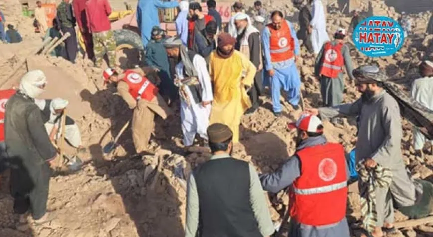 Afganistan’da 6.4 büyüklüğünde deprem