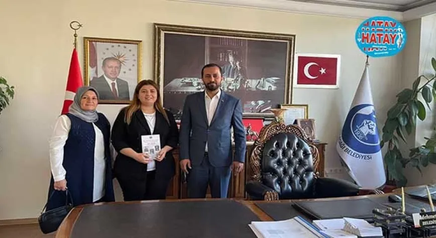 AK KADINLAR BAŞKANA MİSAFİR OLDU