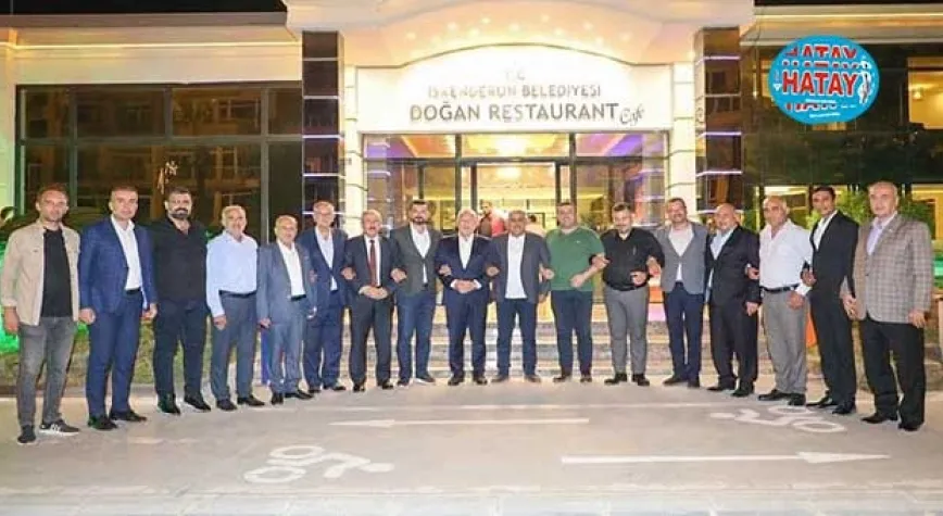 AK PARTİ İLÇE BAŞKANLARI TOPLANDI