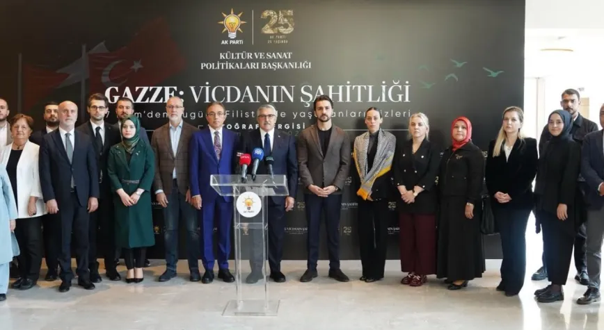 AK Parti’de Gazze İçin Fotoğraf Sergisi Açıldı