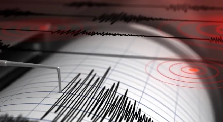 AKDENİZDE 4,8 ŞİDDETİNDE DEPREM