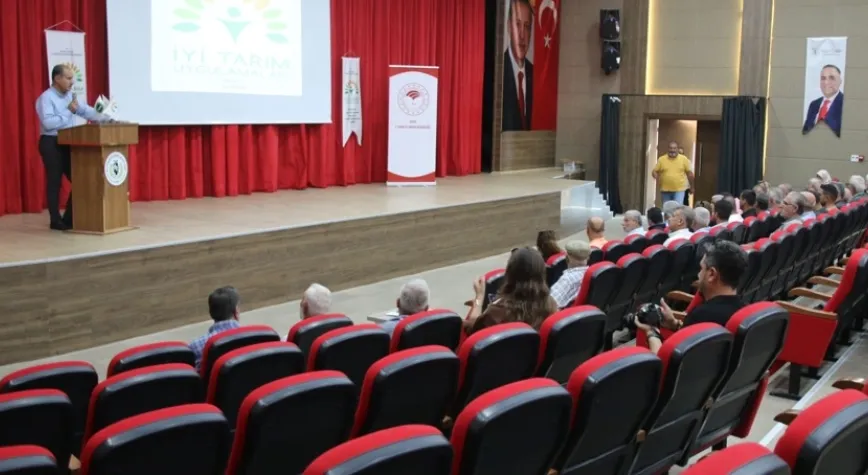 Altınözülü çiftçiler yeni tarımsal destekleme modeli hakkında bilgilendirildi