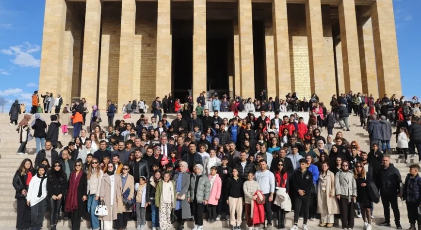 Altınözülü Öğrenciler Yüreğimizdeki Işık Projesi ile Ankara’yı Keşfetti
