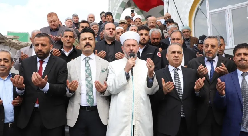 Altınözü’nde hayırseverlerin yaptırdığı cami ibadete açıldı