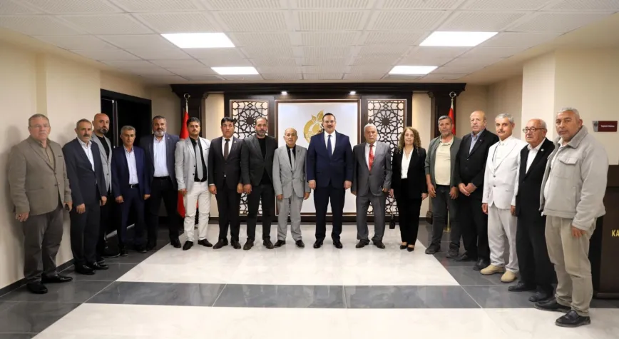 Altınözü’nde Muhtarlar Günü’nde Protokol Ziyaretleri