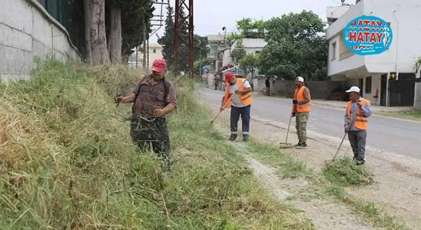 ALTINÖZÜ’NDE TEMİZLİK ATAĞI