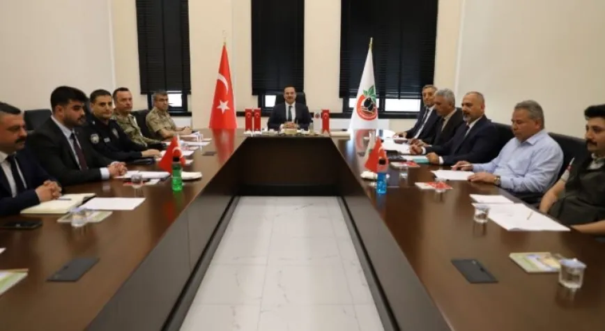Altınözü’nde Yangın Tedbirleri Masaya Yatırıldı