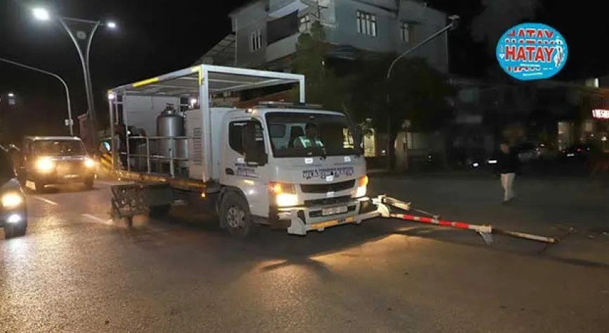 ALTINÖZÜ’NDE YOL ÇİZGİ ÇALIŞMASI