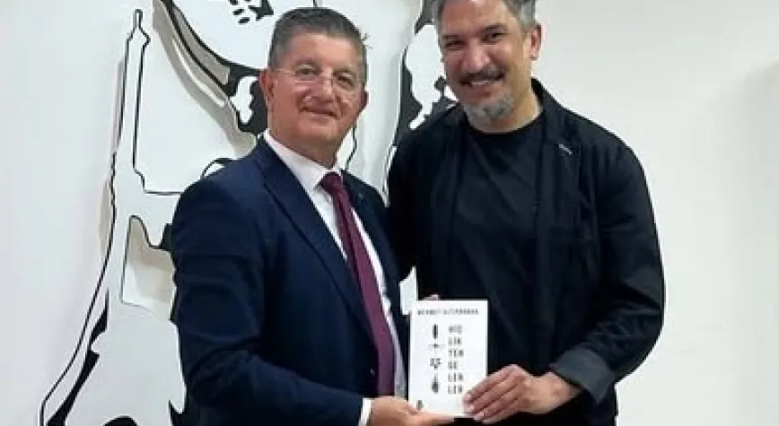 Altıparmak’ın İlk Kitabı Çıktı