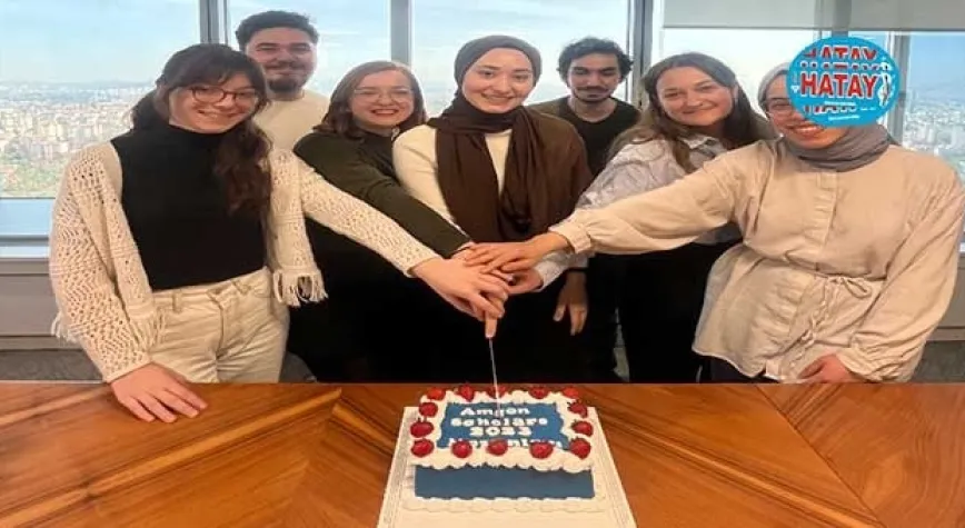 Amgen Scholars 2023 mezunları Türkiye ofisini ziyaret etti