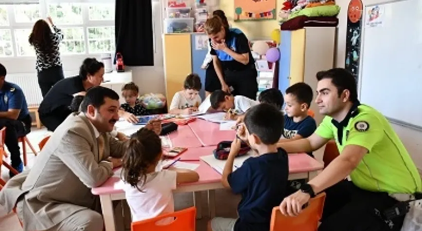 ANAOKULU ÖĞRENCİLERİNE TRAFİK EĞİTİMİ VERİLDİ