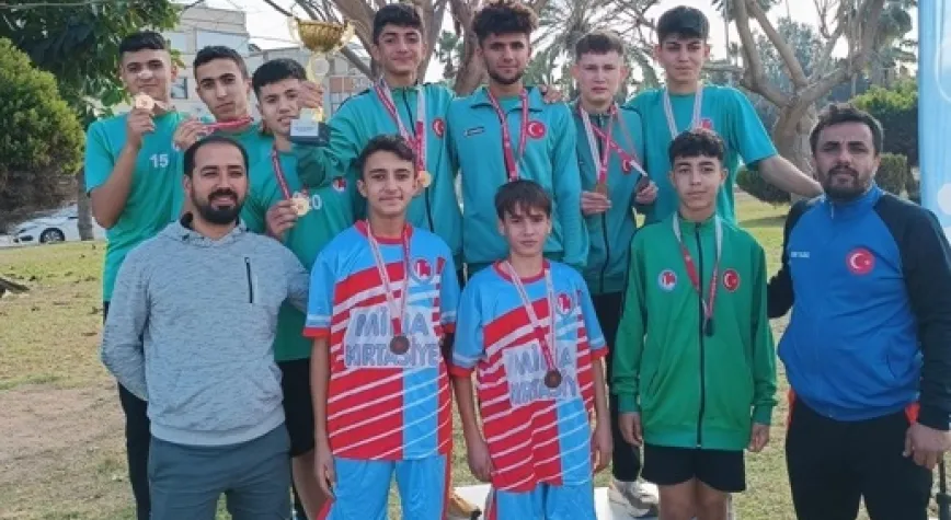 ANTAKYA TOBB ANADOLU İMAM HATİP SPOR LİSESİ BAŞARIYA DOYMUYOR