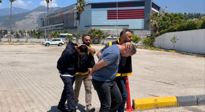 İskenderun’da Aranan 2 Hükümlü Yakalandı