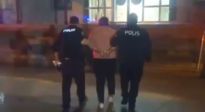 Antakya’da Hırsızlık Suçundan Aranan Şahıs Yakalanarak Tutuklandı