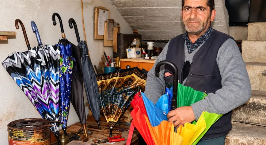 Antakya’da Son Şemsiye Ustası Mesleğini Yaşatmaya Çalışıyor