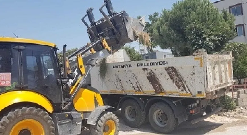 ANTAKYA'DA TEMİZLİK ÇALIŞMALARI SON HIZ