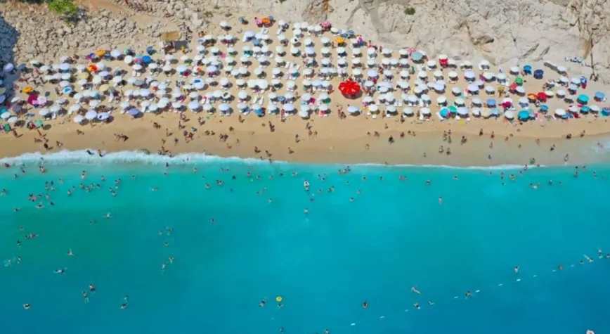 ANTALYA’YA TURİST AKINI DEVAM EDİYOR