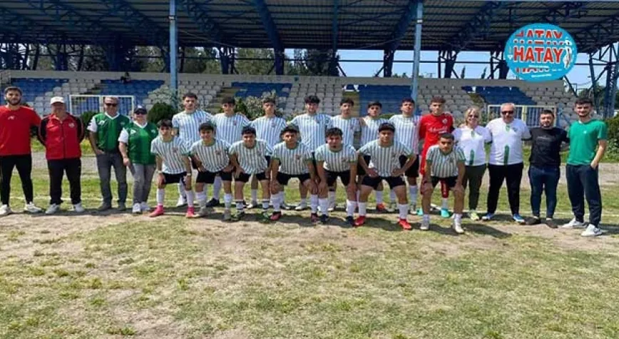 ARSUZ GÖZCÜLER SPOR GENÇLERLE ŞAMPİYON