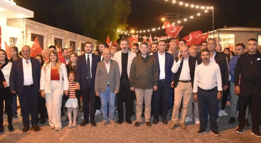 ARSUZ’DA CUMHURİYET YÜRÜYÜŞÜ