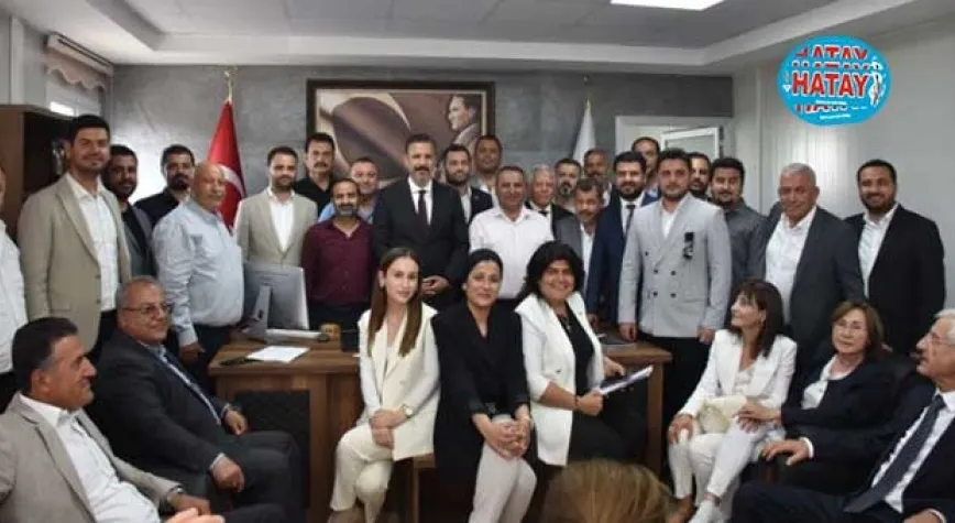 ARSUZ’DA HİZMET BAYRAĞINI ÜSTÜN DEVRALDI