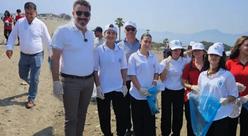 Arsuz’da Sahil Temizliği
