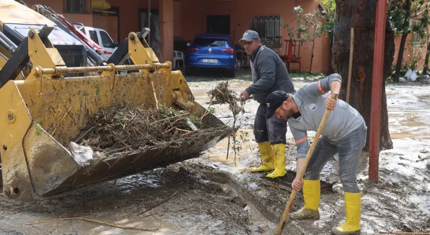 Arsuz’da Sel Felaketi: 30 Ev Zarar Gördü