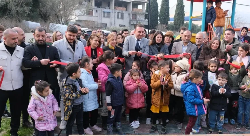 AŞAĞIOKÇULARA İKİ PARK