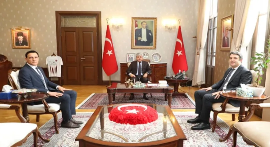 ASLANBAY VE ÇİÇEK’TEN NEZAKET ZİYARETİ