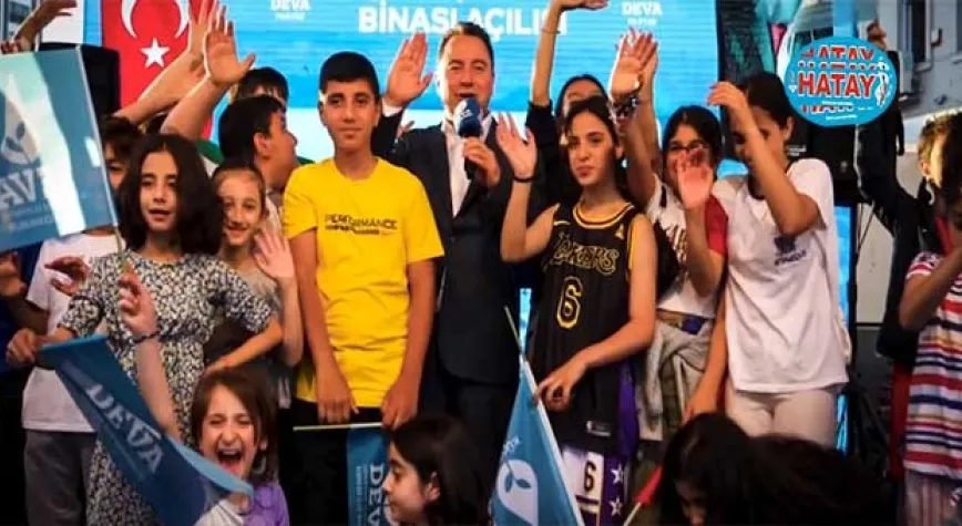 Babacan’dan 100. yıl videosu: Yüzümüz olsun ki daha nice 100lerimiz olsun