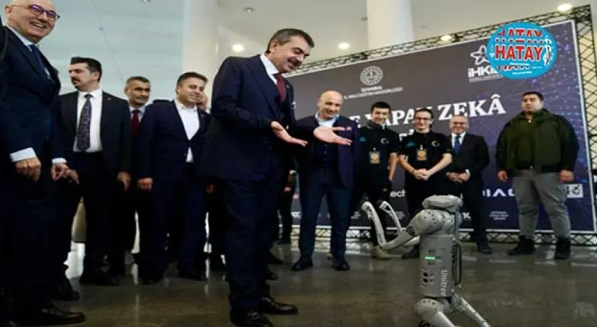 BAKAN TEKİN, EĞİTİMDE YAPAY ZEKA ZİRVESİNE KATILDI