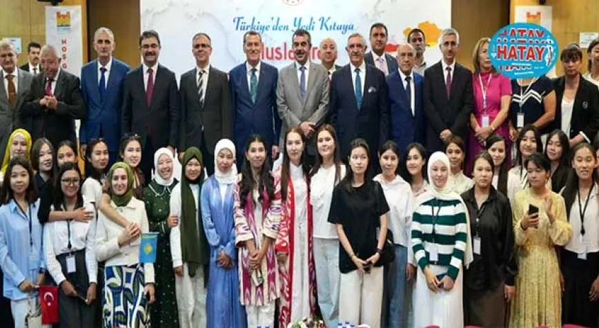 BAKAN TEKİN ÖĞRENCİLERLE BULUŞTU