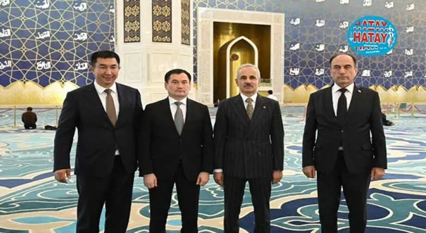 BAKAN URALOĞLU KAZAKİSTAN’DA