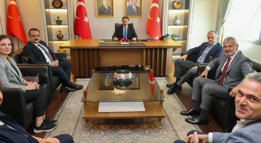 BAKAN YARDIMCISINDAN ZİYARET