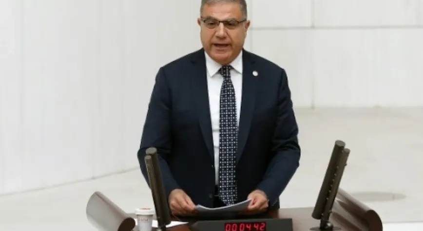 Bakan Yumaklı Amik Ovası’na Sırtını Döndü