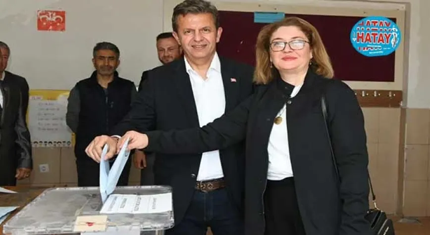 Başkan Adayı Aksoy oyunu kullandı