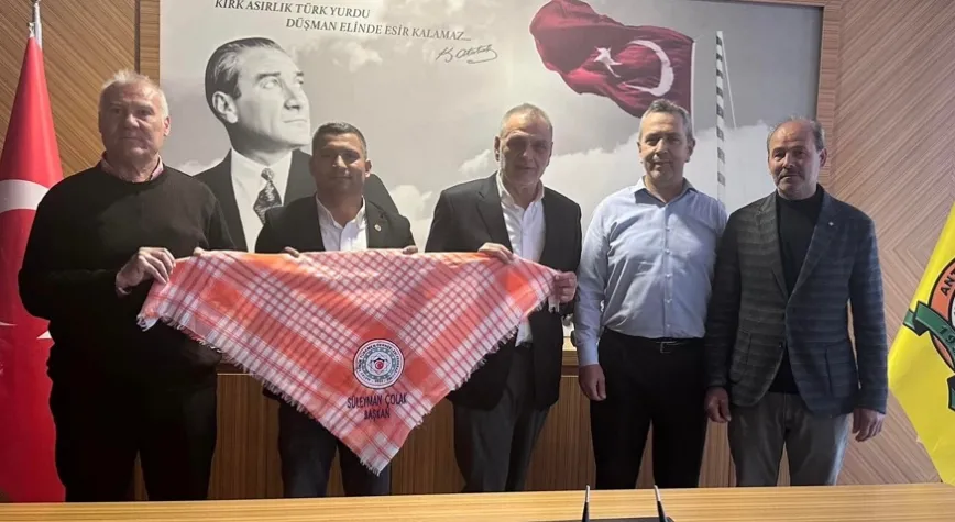 Başkan Çinçin’e Nezaket Ziyareti