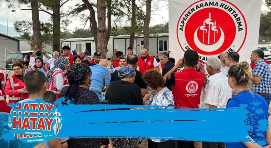 BAŞKAN GÜL AŞURE DAĞITTI