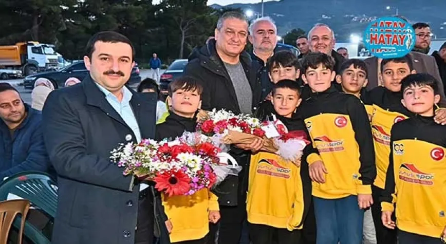 BAŞKAN GÜL KONTEYNER KENTTE İFTARDA