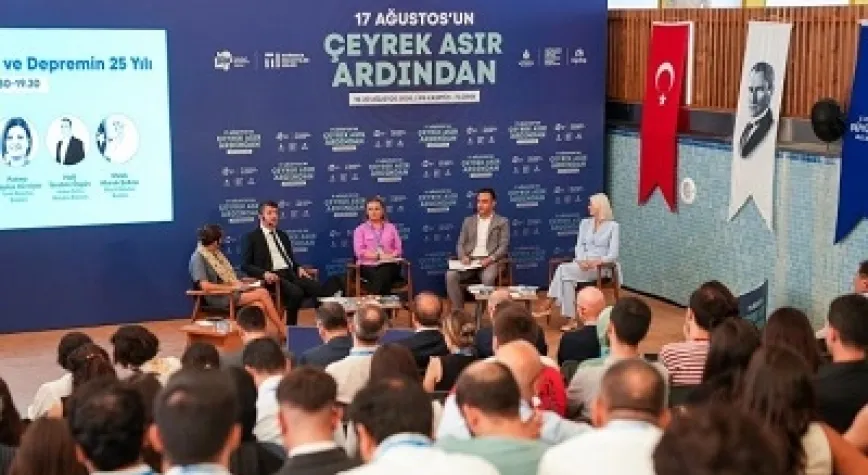 BAŞKAN ÖZGÜN PANELE KATILDI