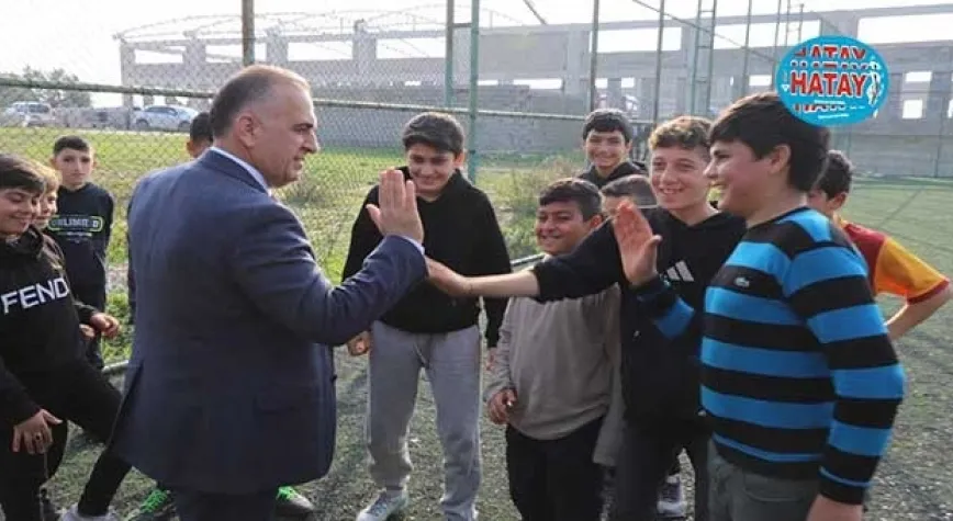 BAŞKAN SARI İKİ MAHALLEDE İNCELEMELERDE BULUNDU