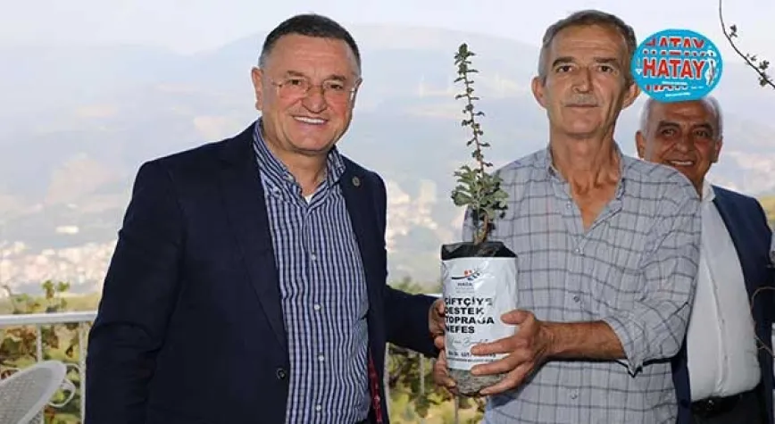 BAŞKAN SAVAŞ’TAN 700 AİLEYE DAHA FİDAN DESTEĞİ