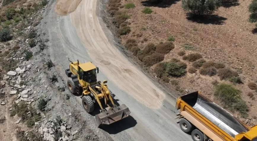 BELEN ÇAKALLI-TOPBOĞAZI ARASINDAKİ 7,5 KM’LİK YOL YENİLENİYOR