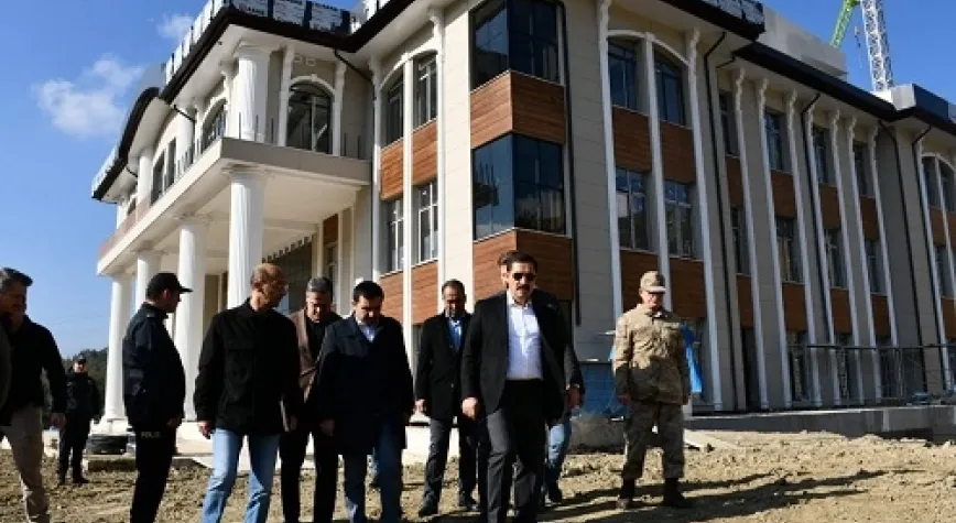 BELEN HÜKÜMET KONAĞI'NDA SON RÖTUŞLAR